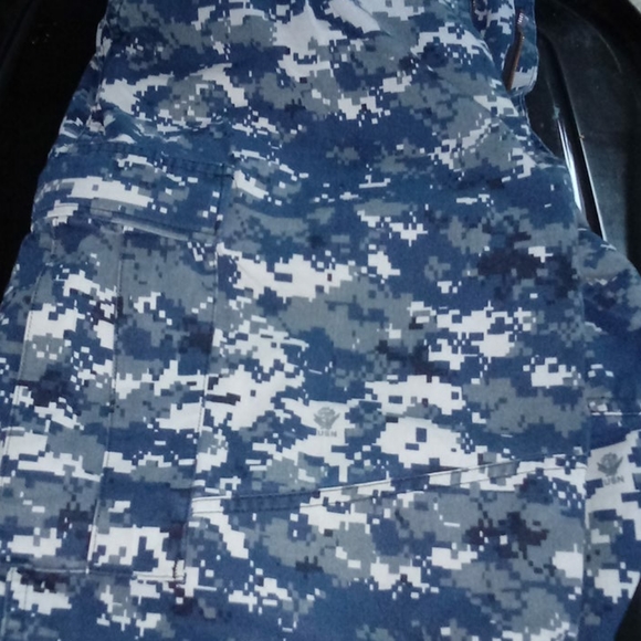 USN - Picture 3 of 3